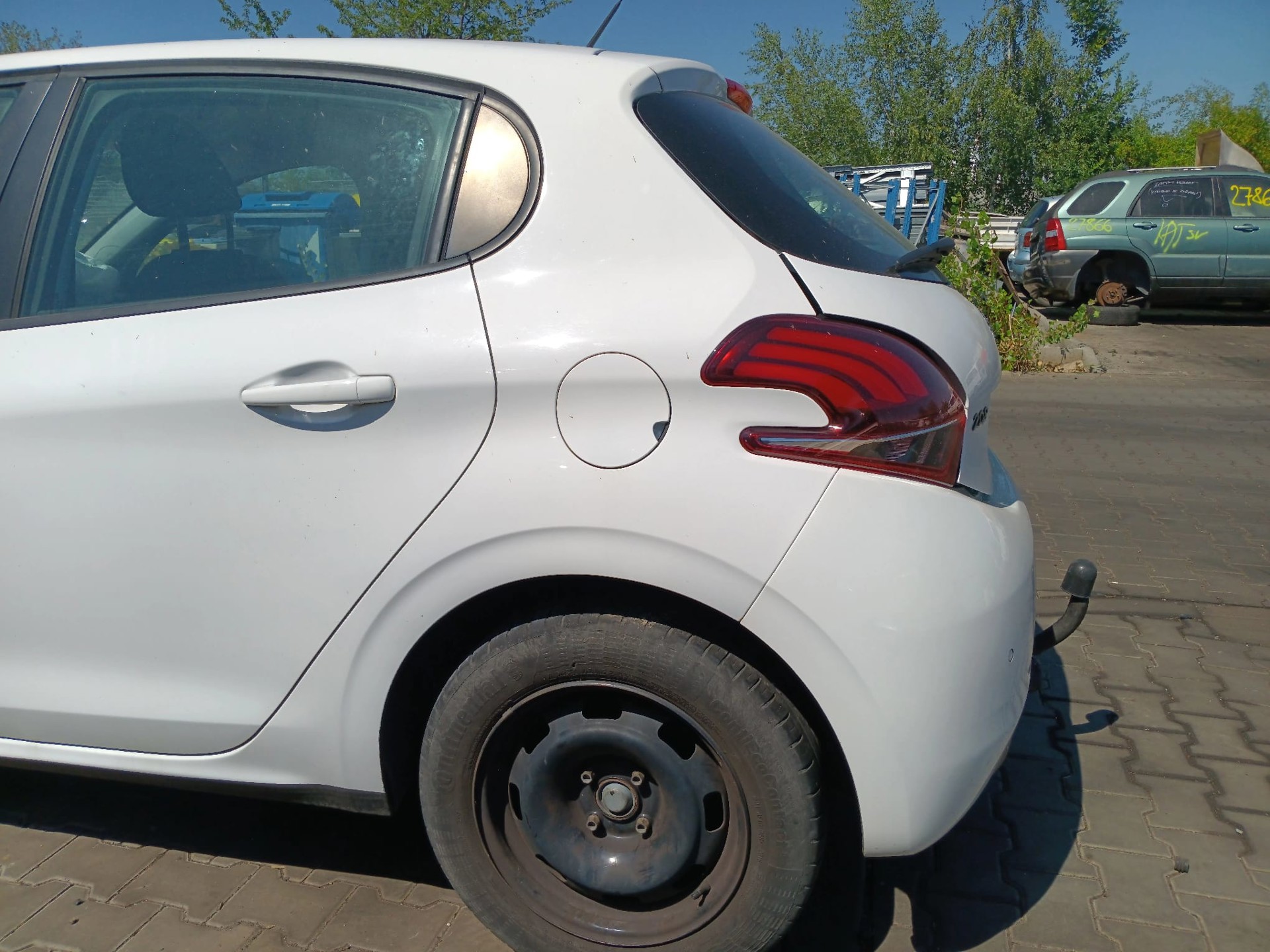 rear_left_fender