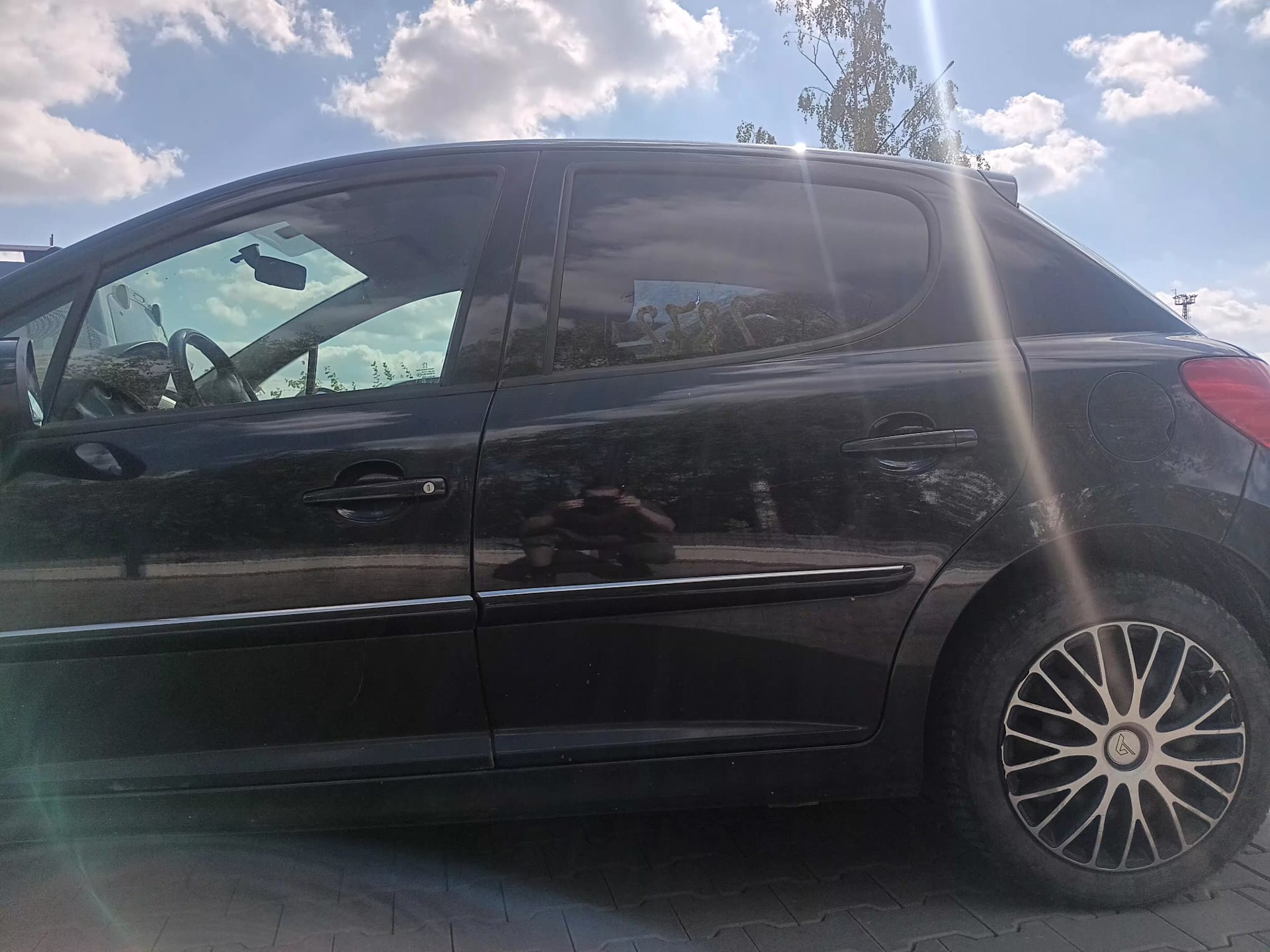 left_rear_door