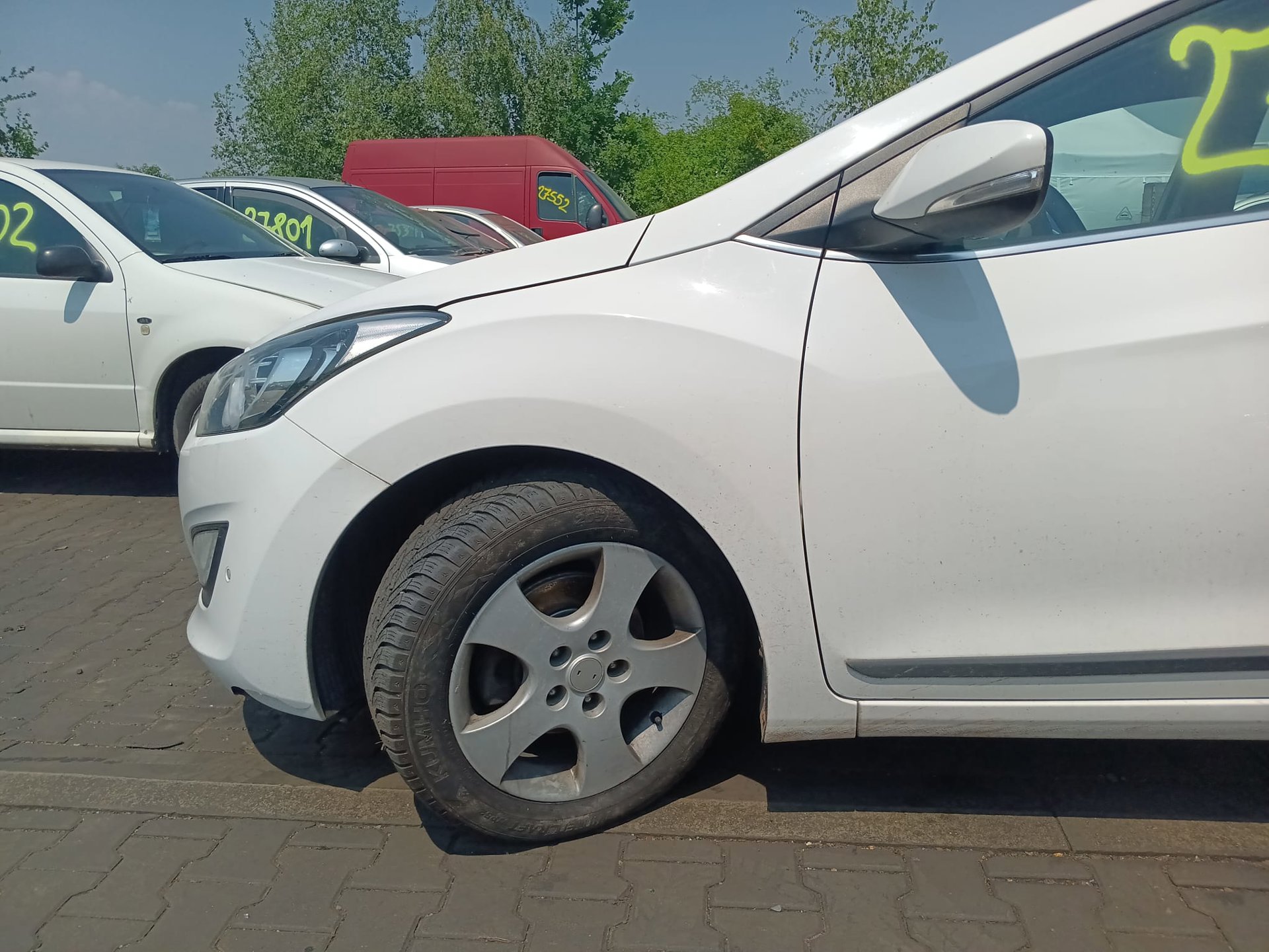 front_left_fender