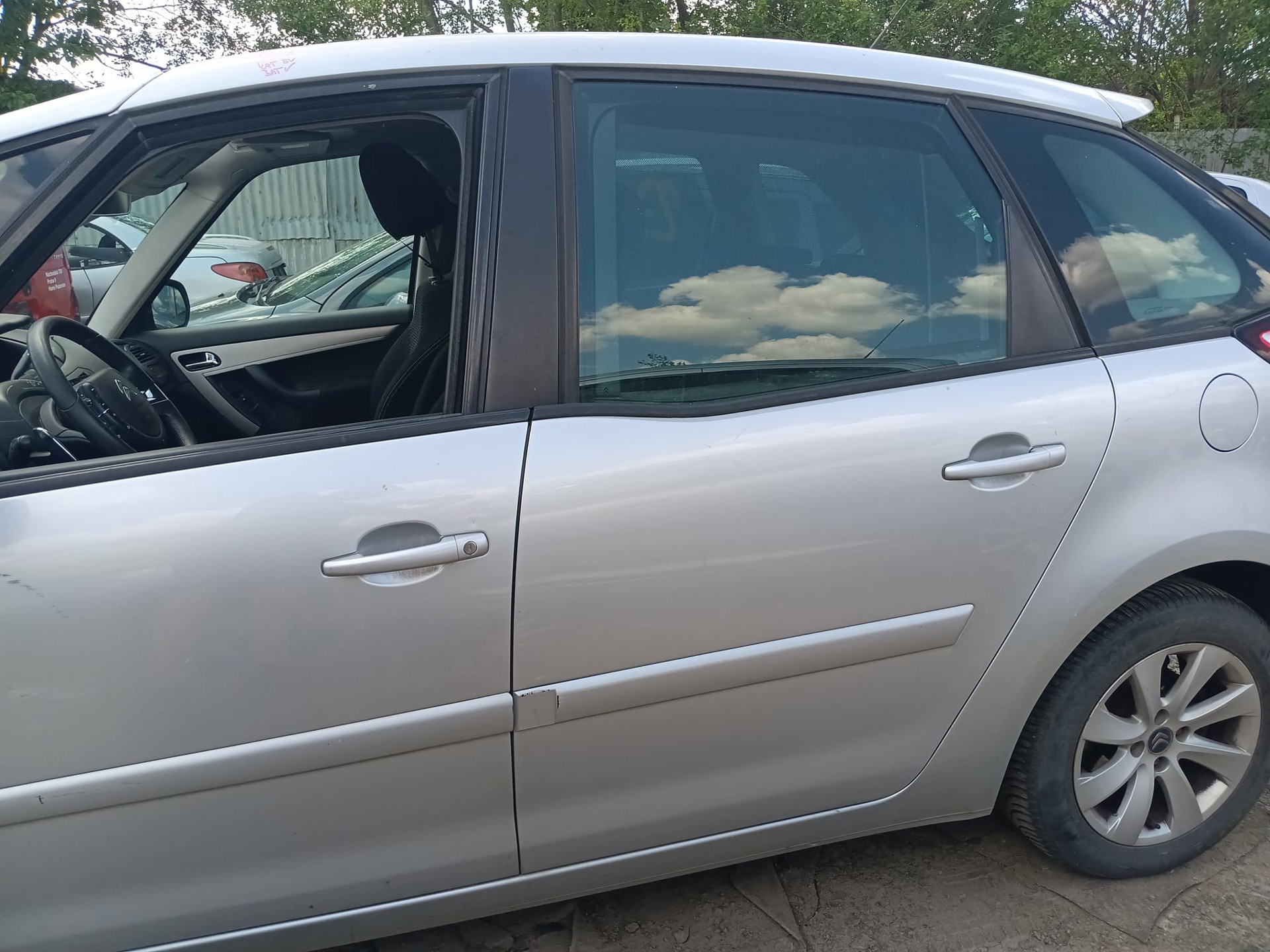 left_rear_door