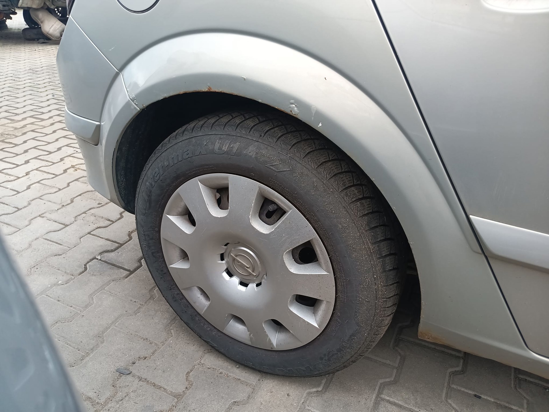 rear_right_wheel
