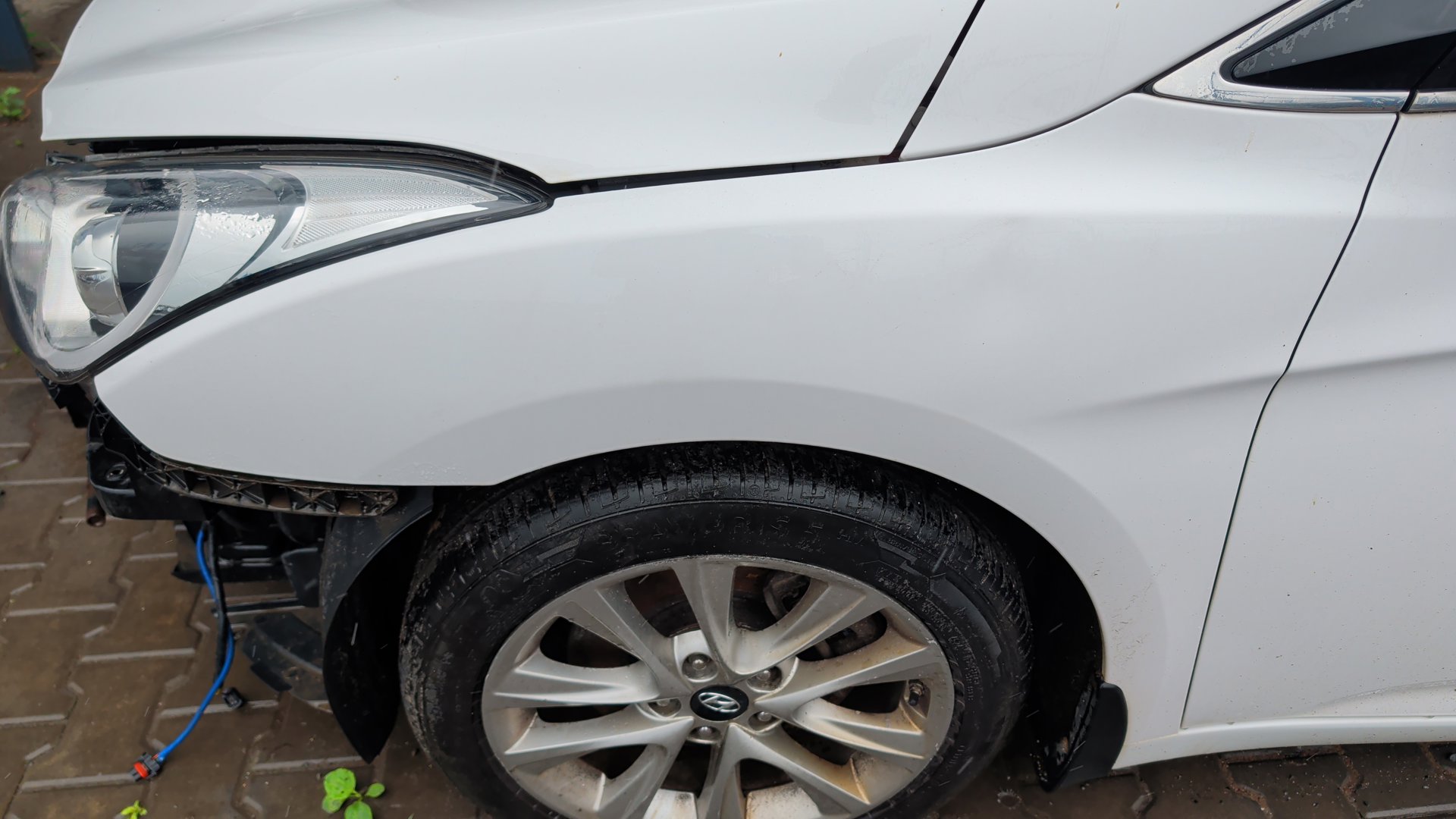 front_left_fender