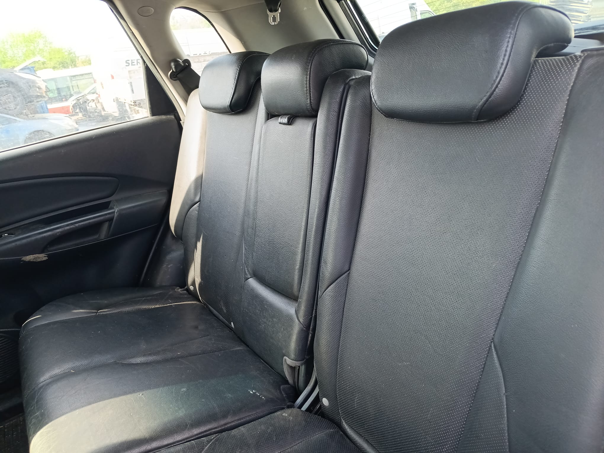 rear_seats