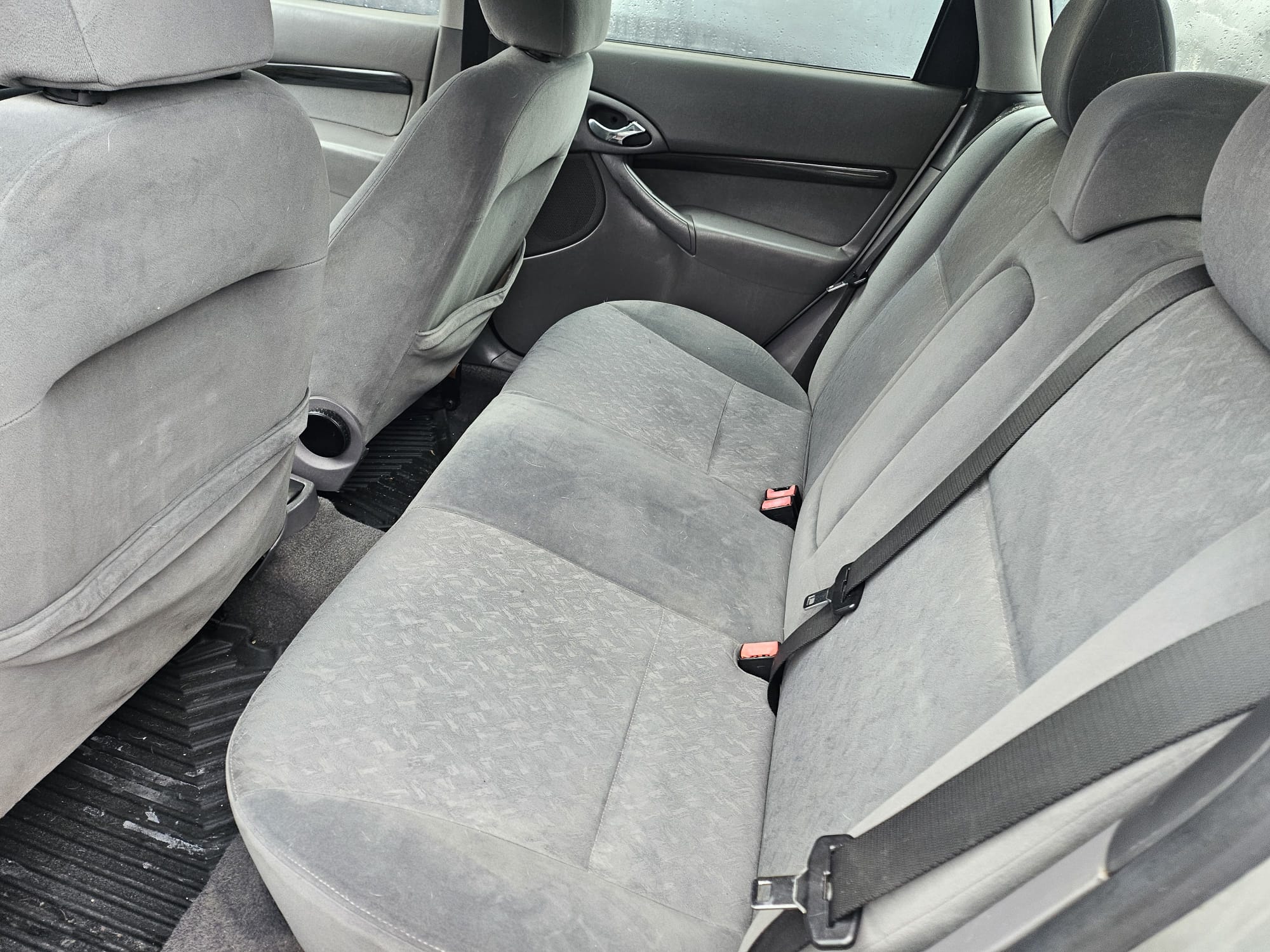 rear_seats