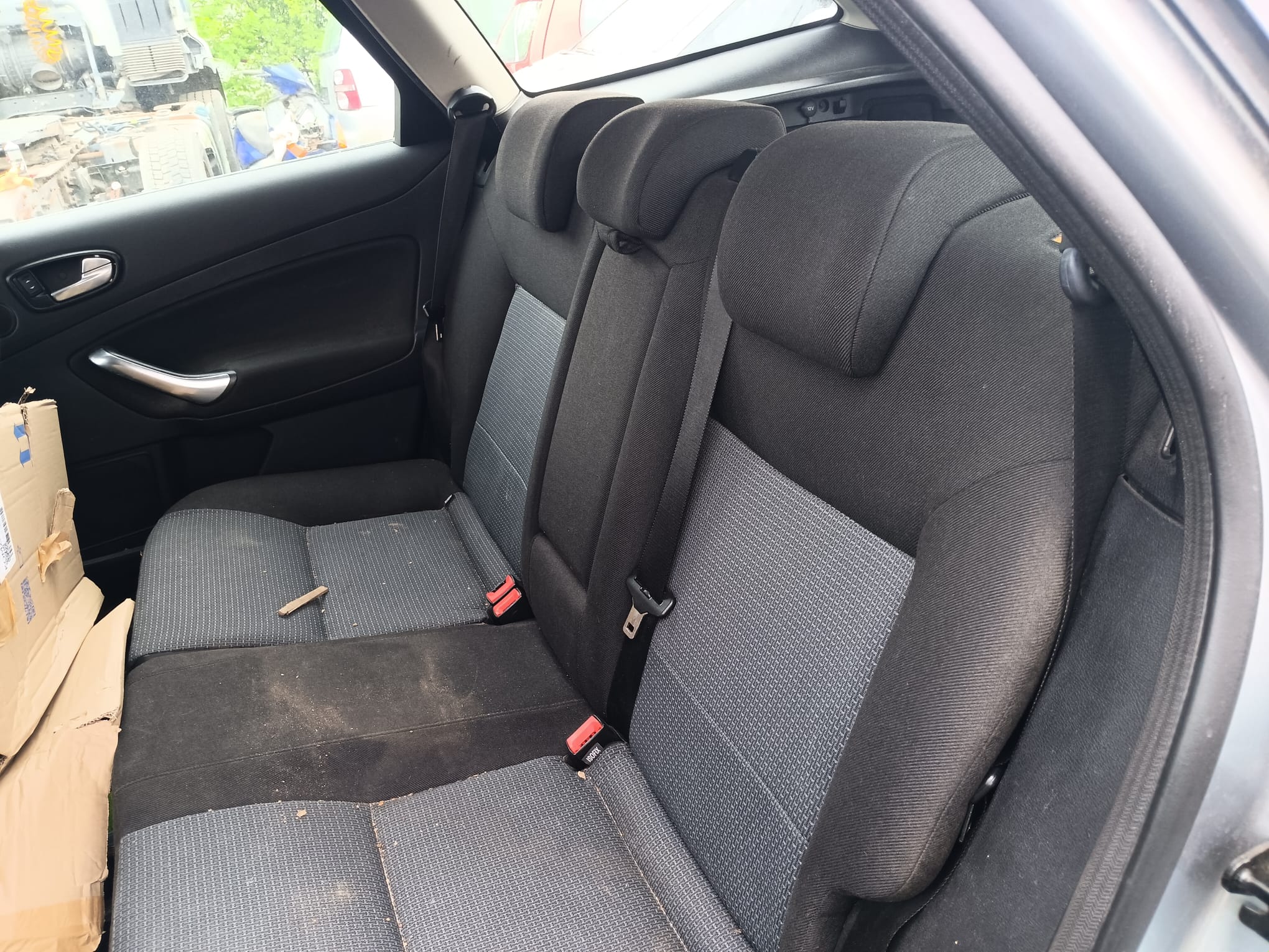 rear_seats
