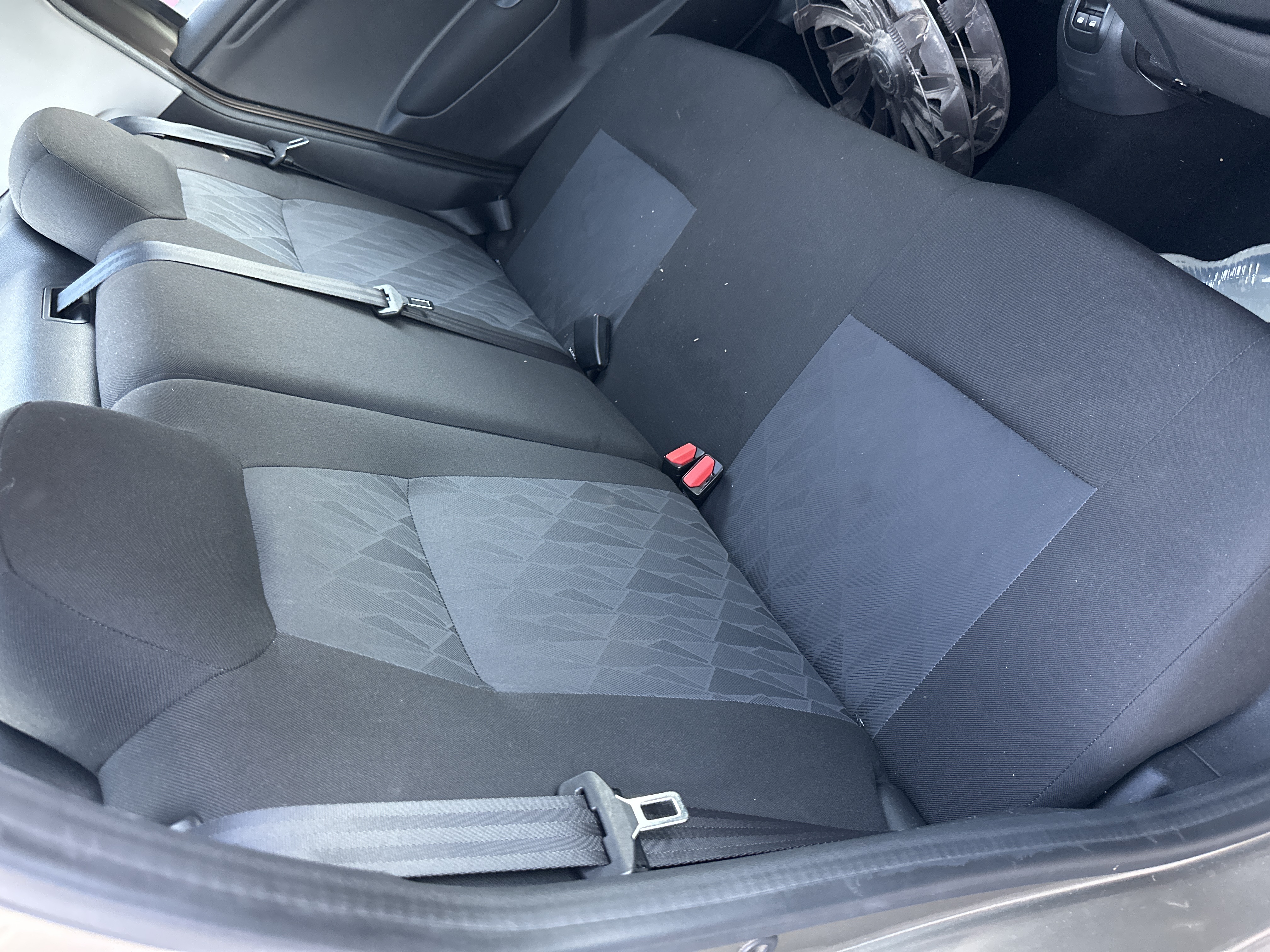 rear_seats