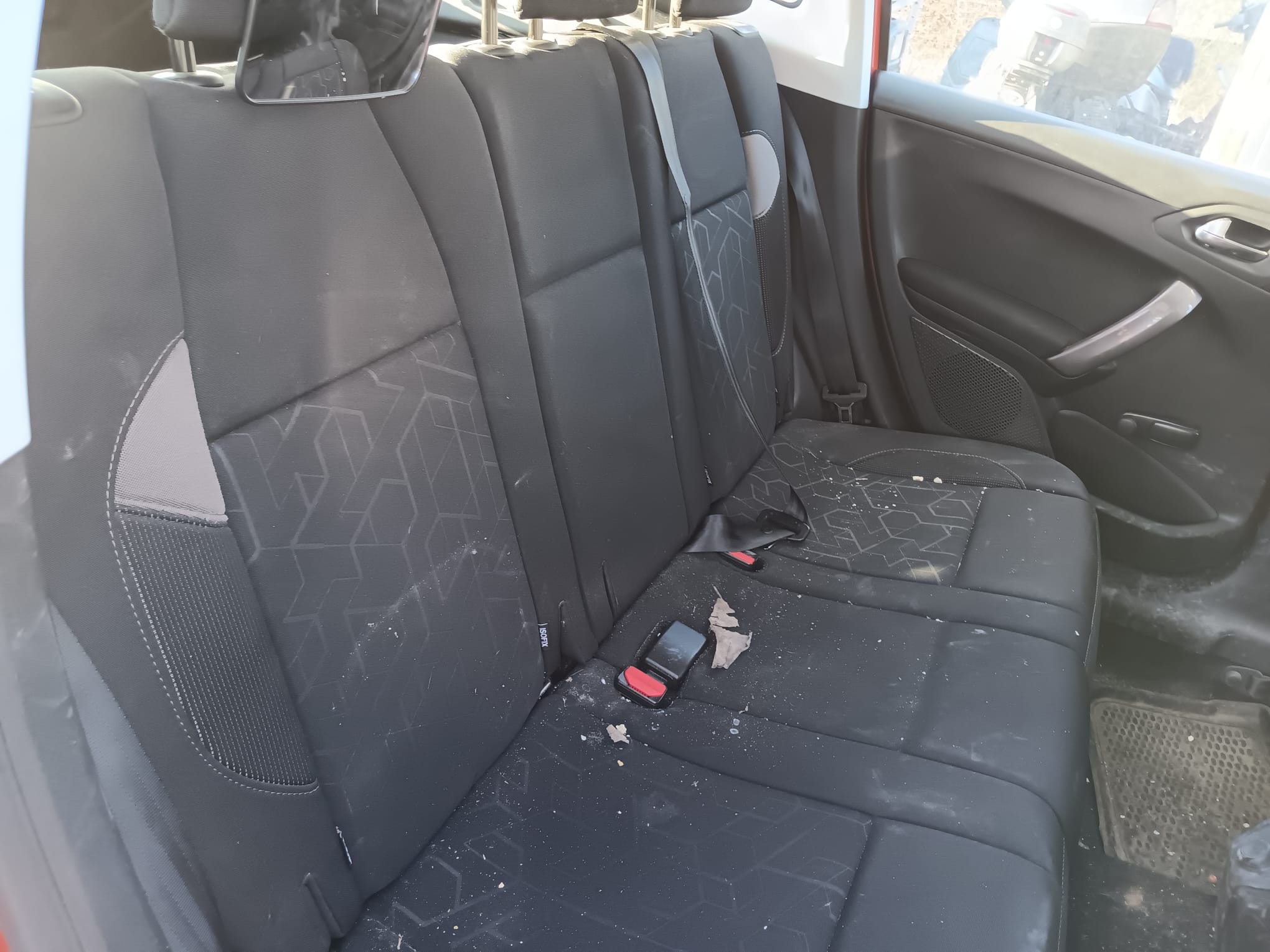 rear_seats