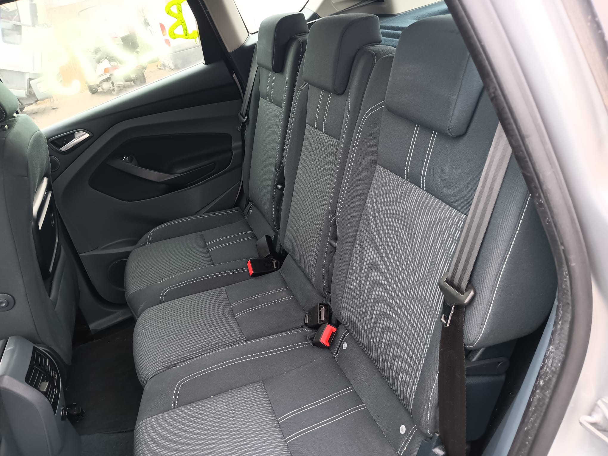 rear_seats