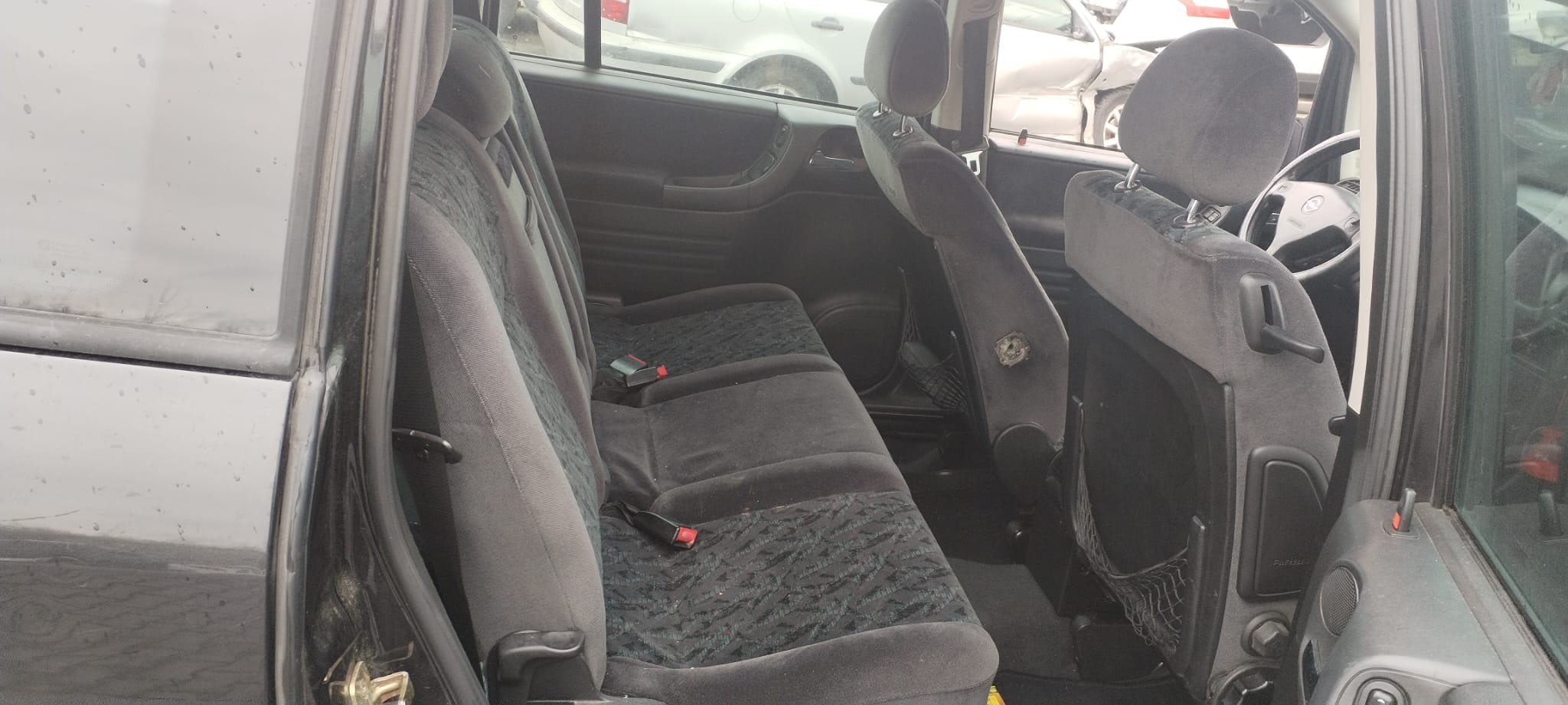 rear_seats