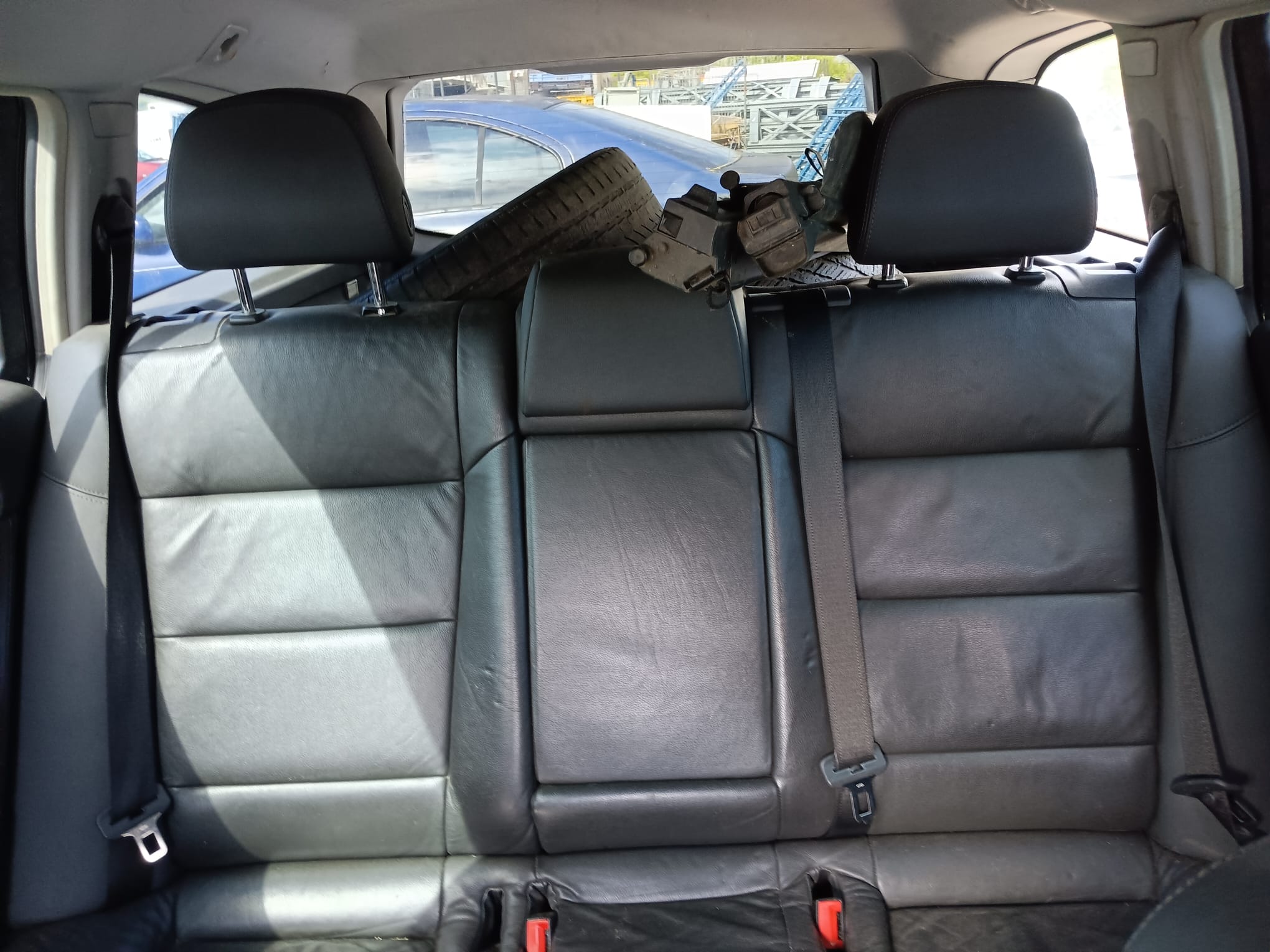 rear_seats