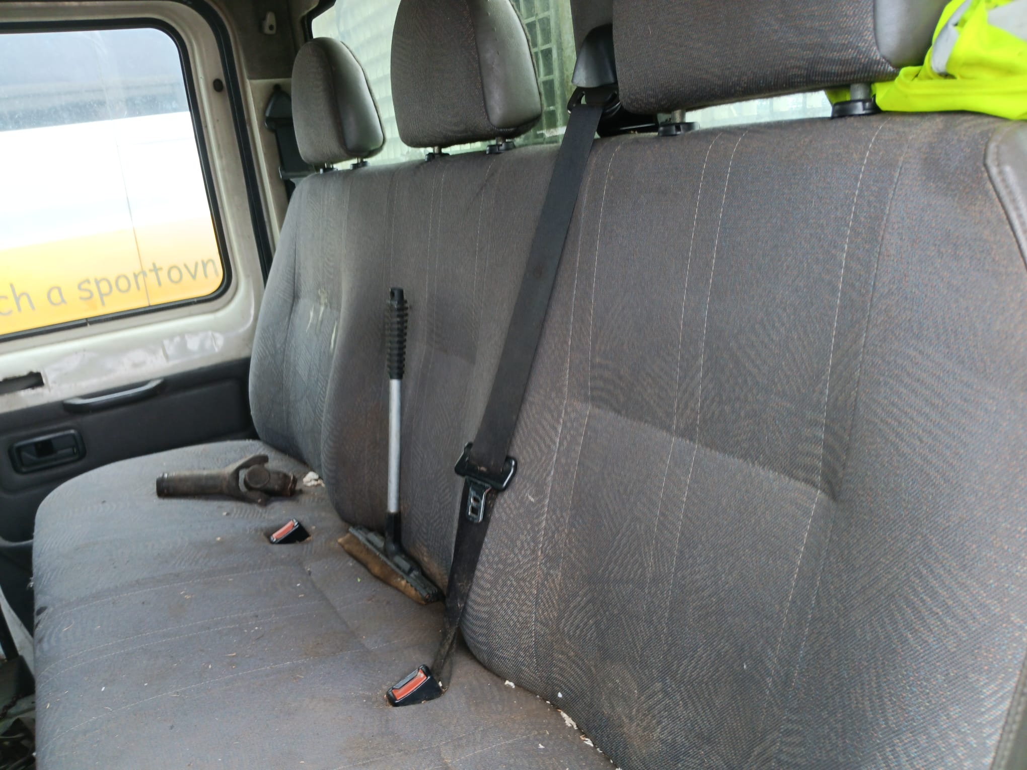 rear_seats