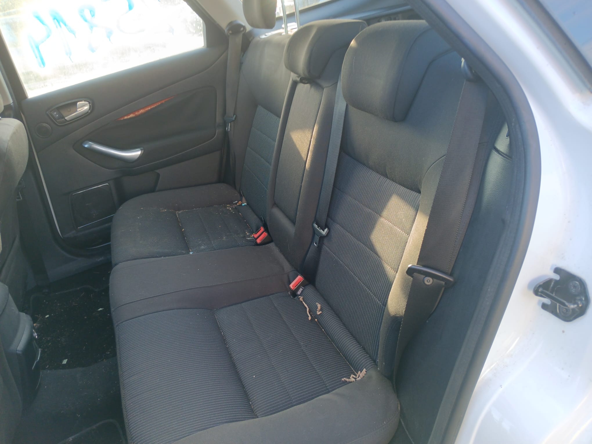 rear_seats