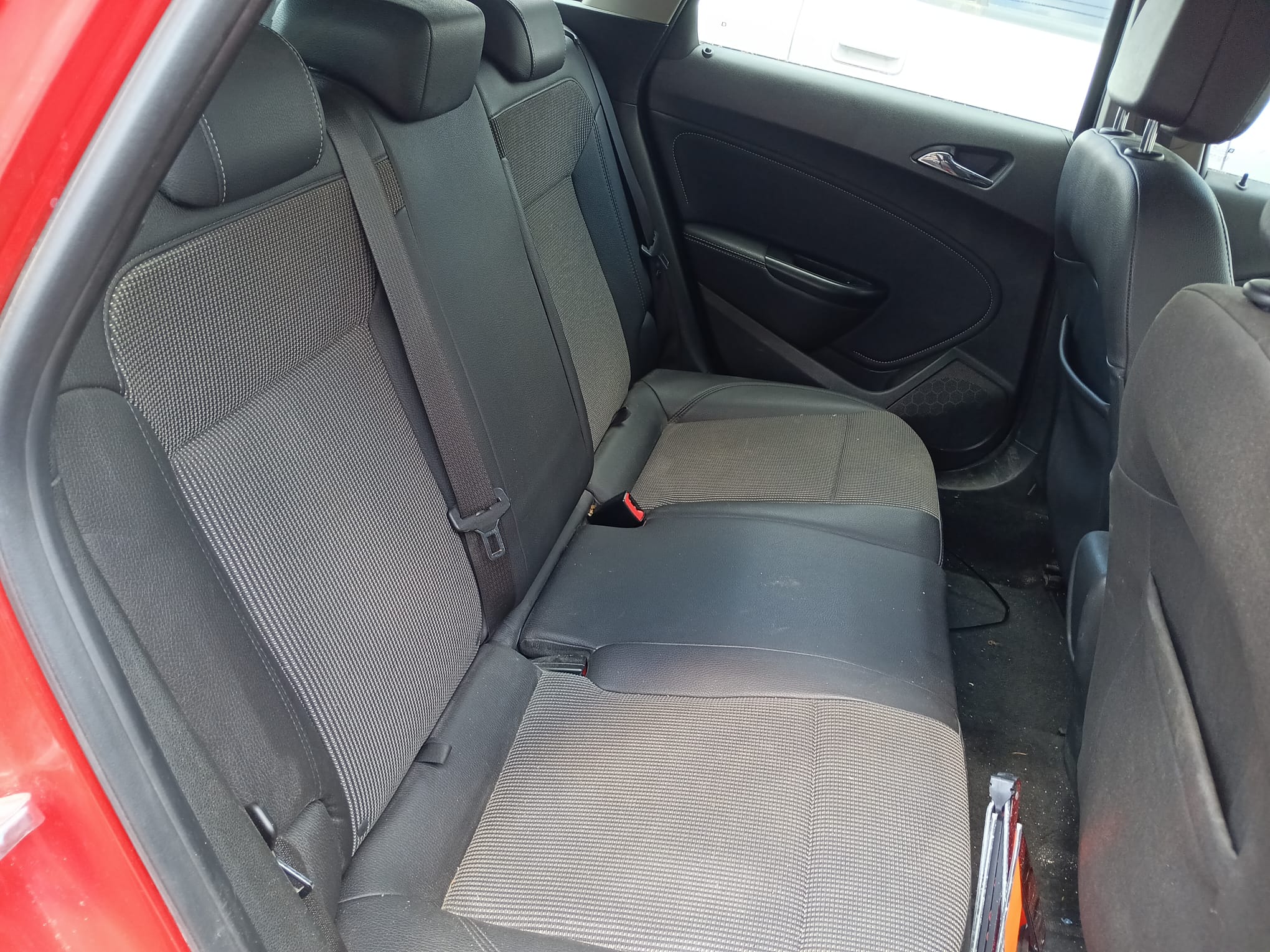 rear_seats