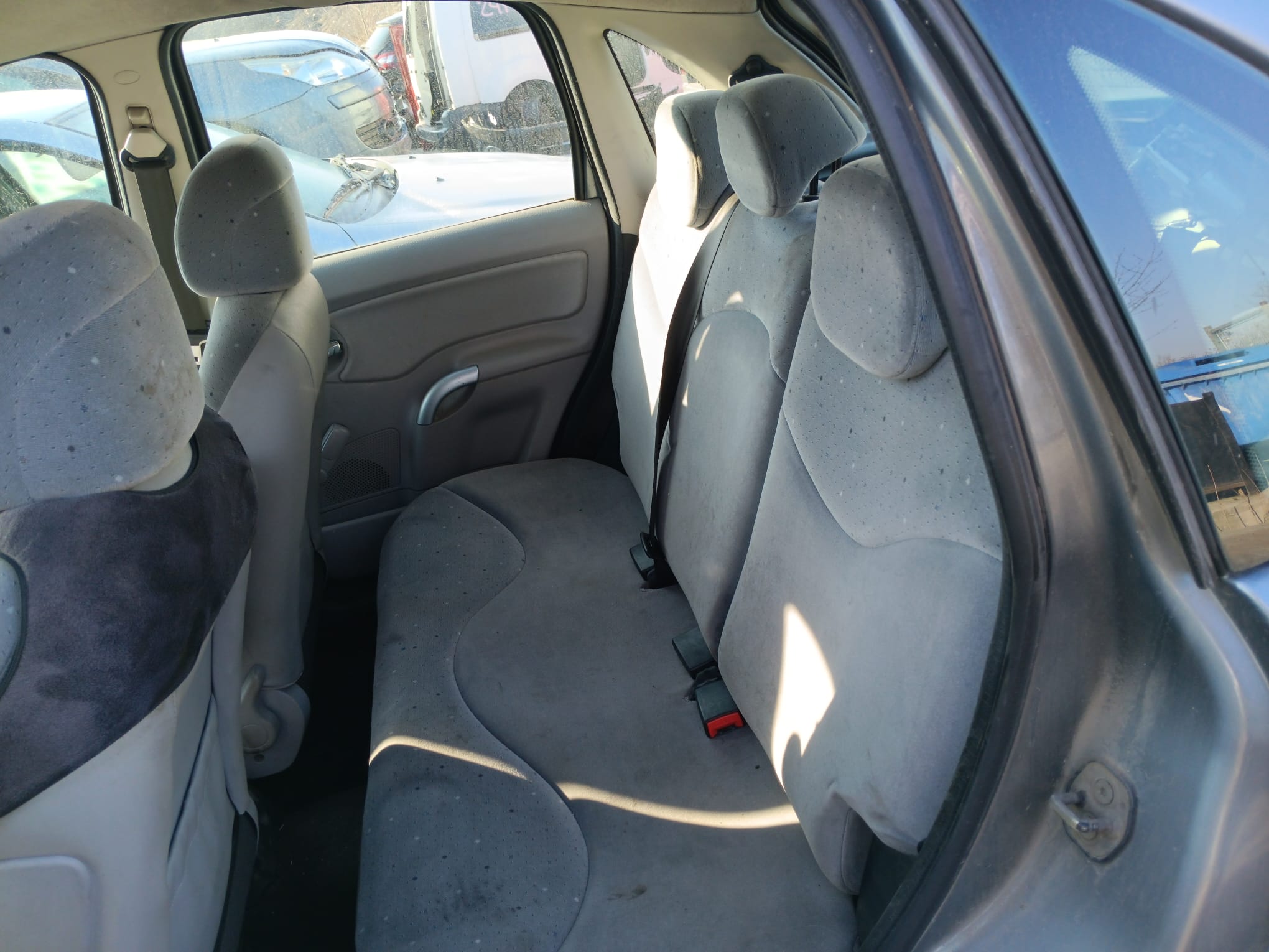 rear_seats