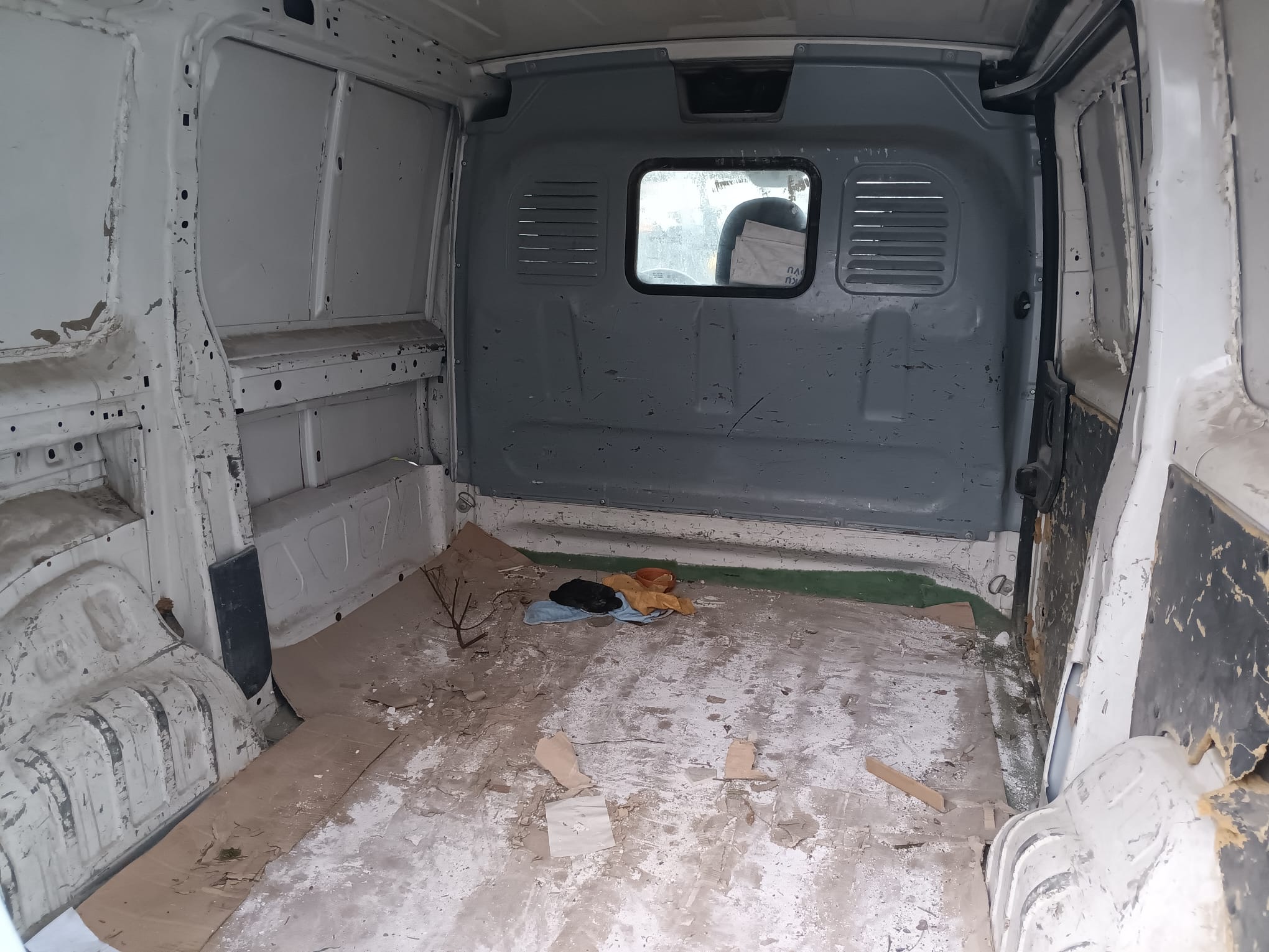 trunk_space