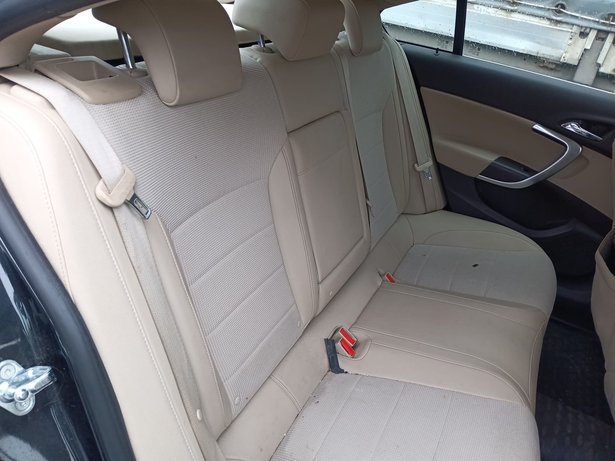rear_seats