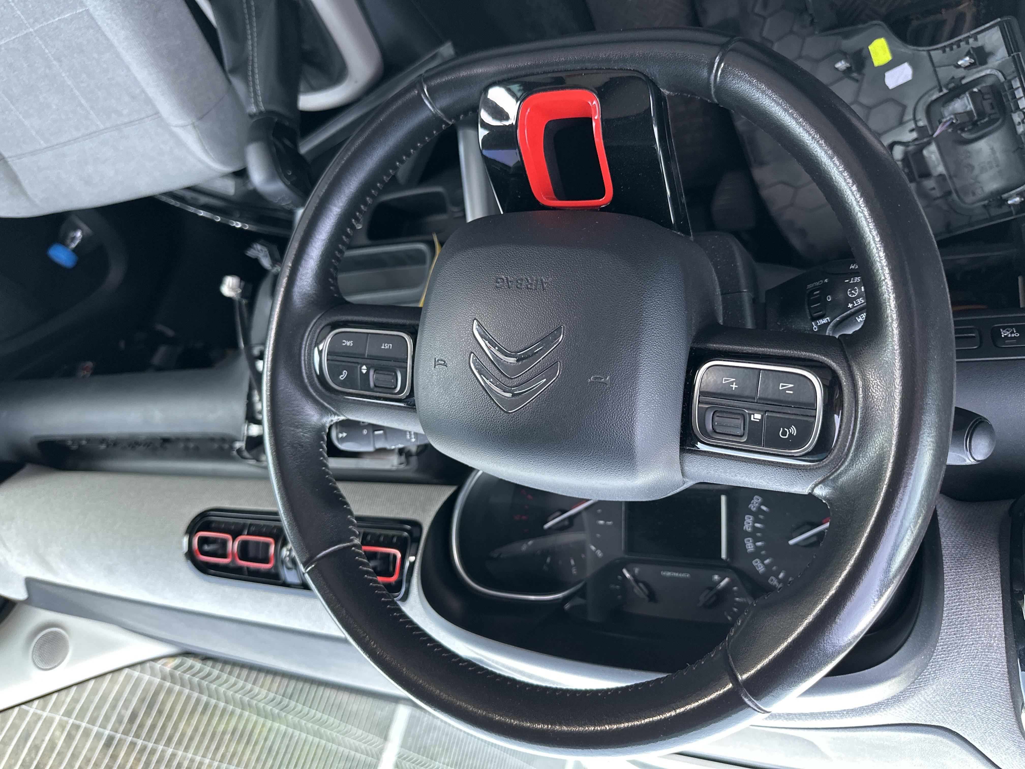 steering_wheel