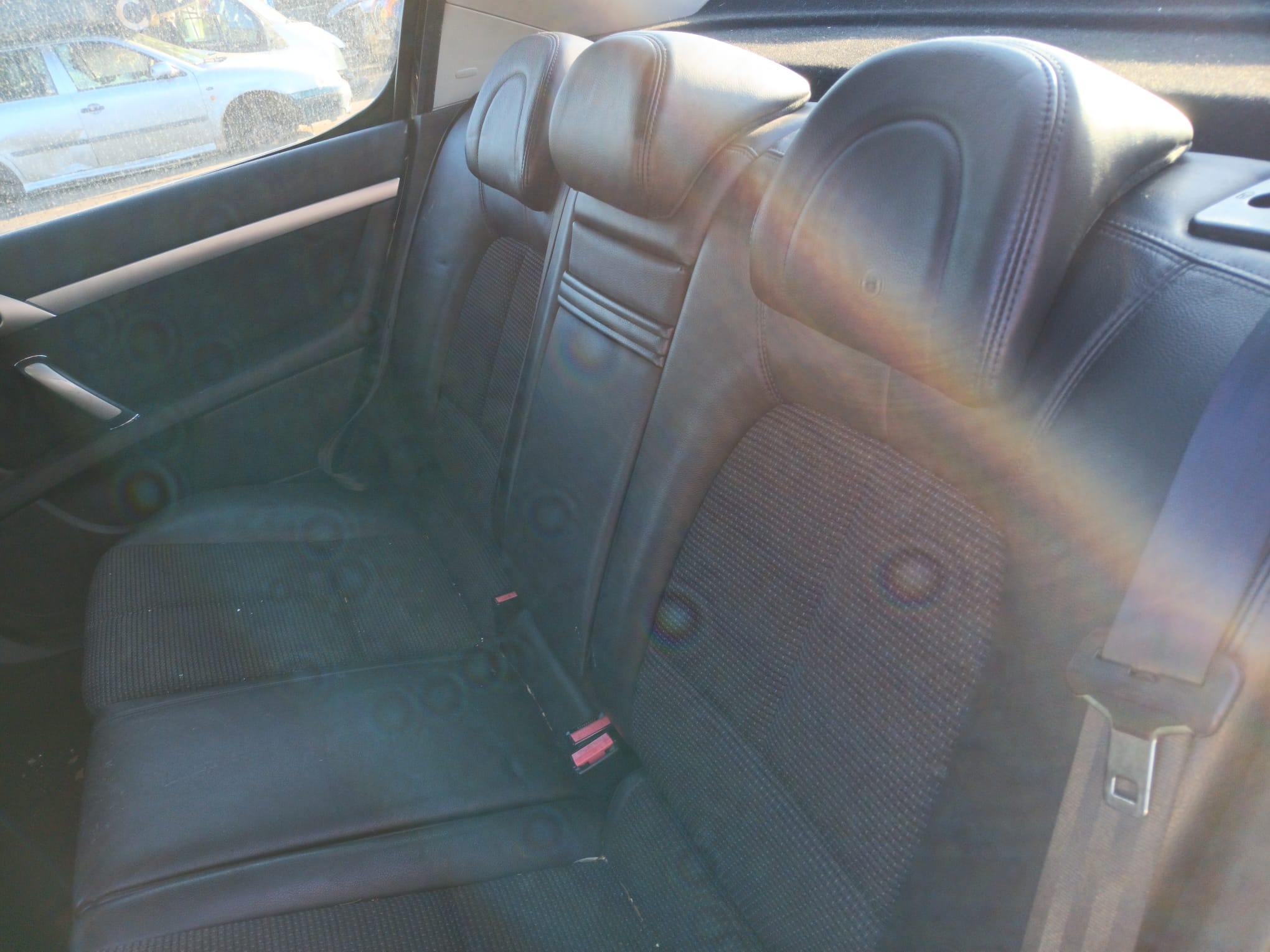 rear_seats