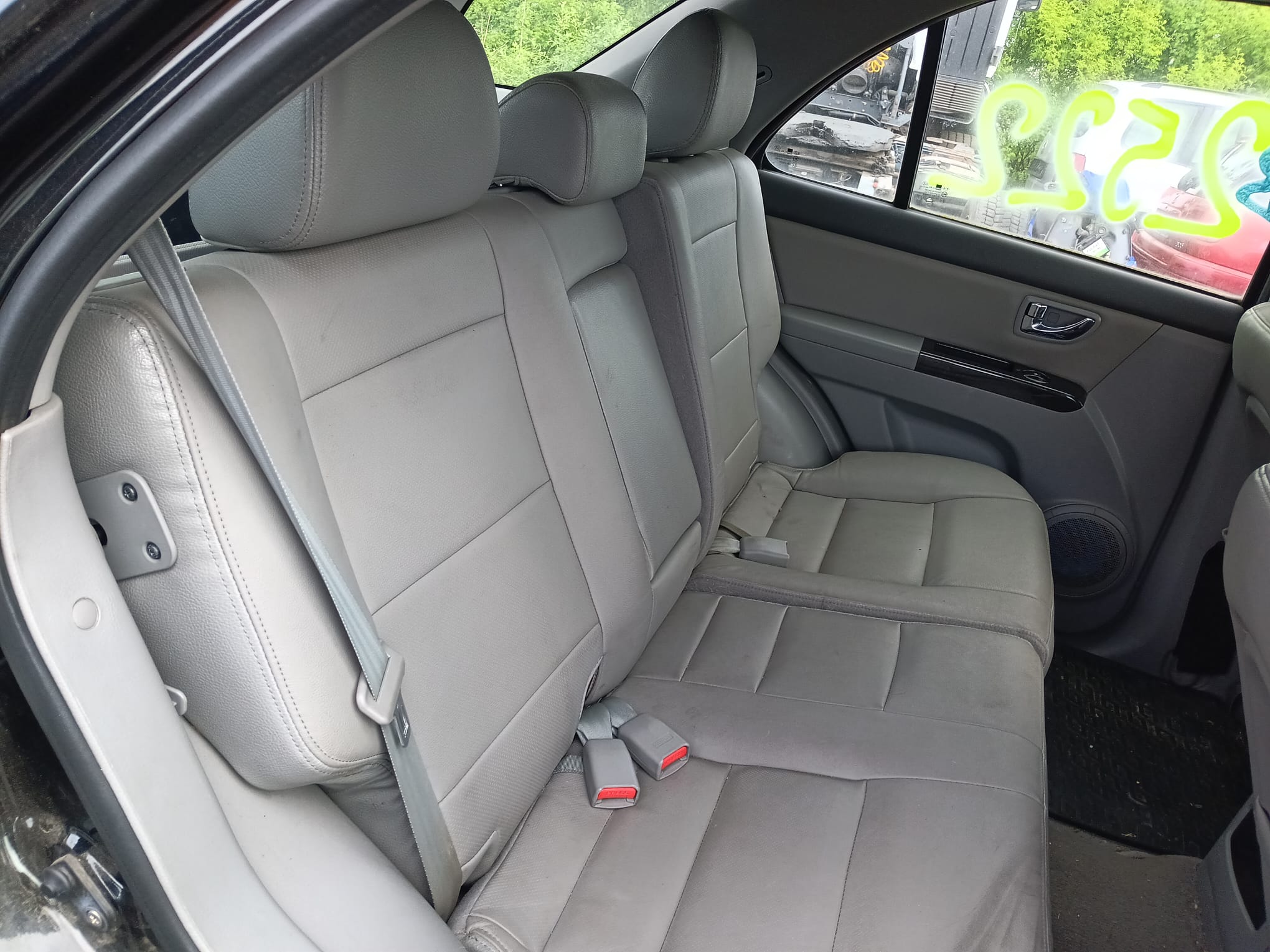 rear_seats