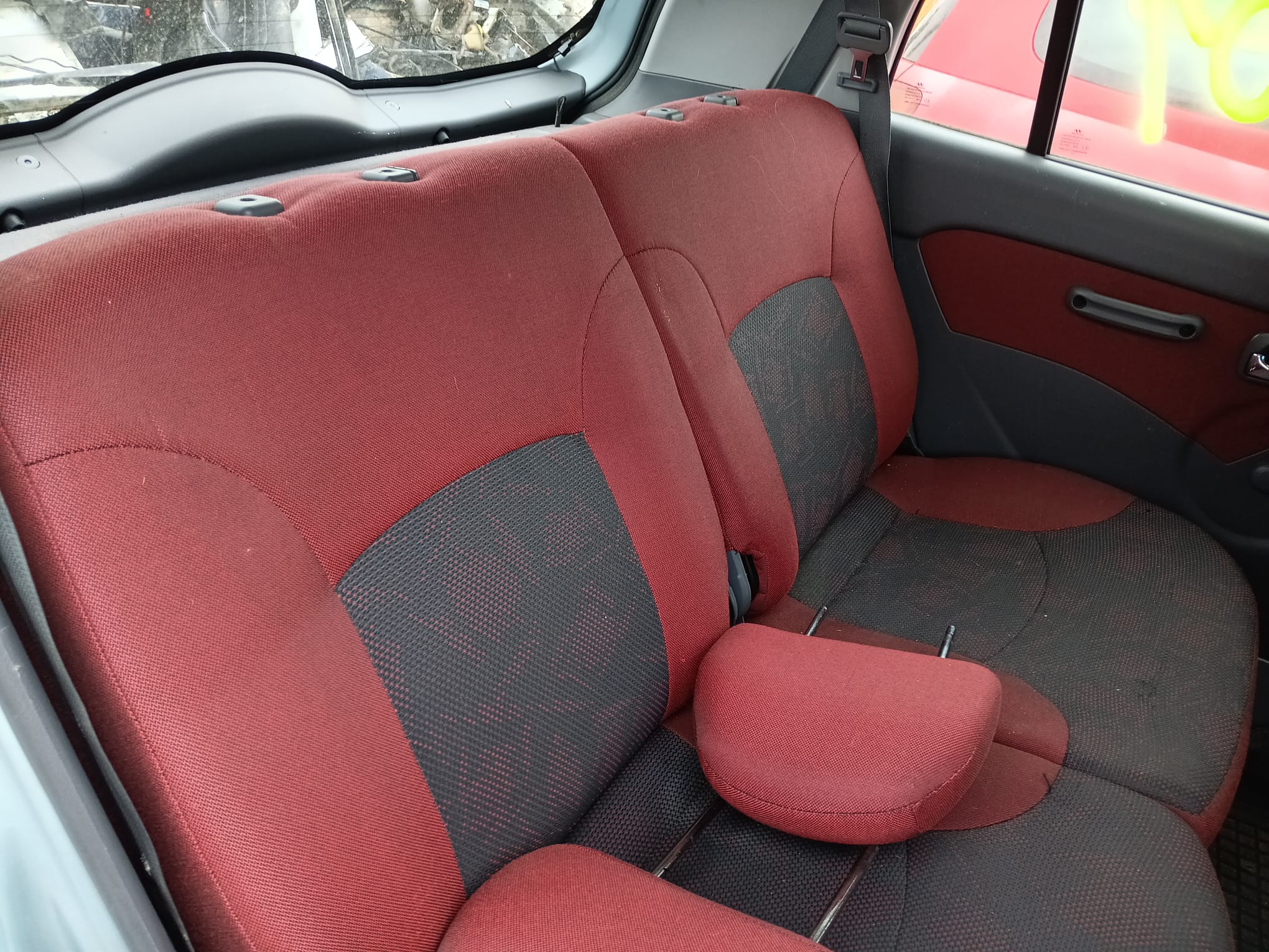 rear_seats