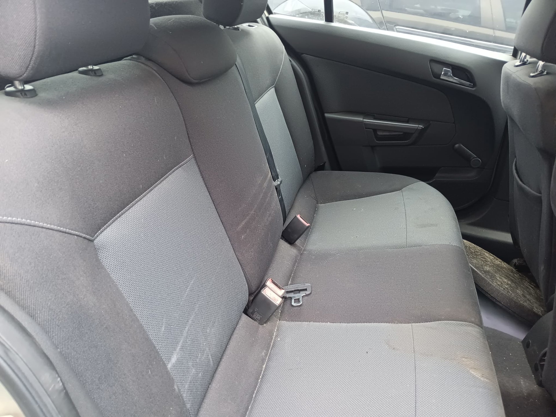rear_seats