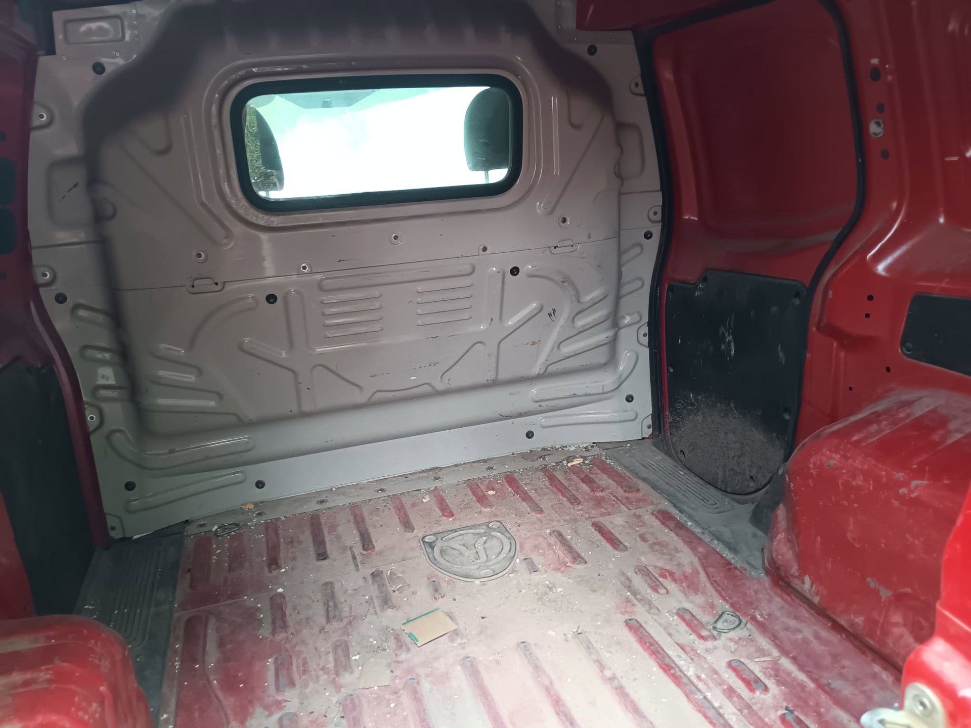 trunk_space