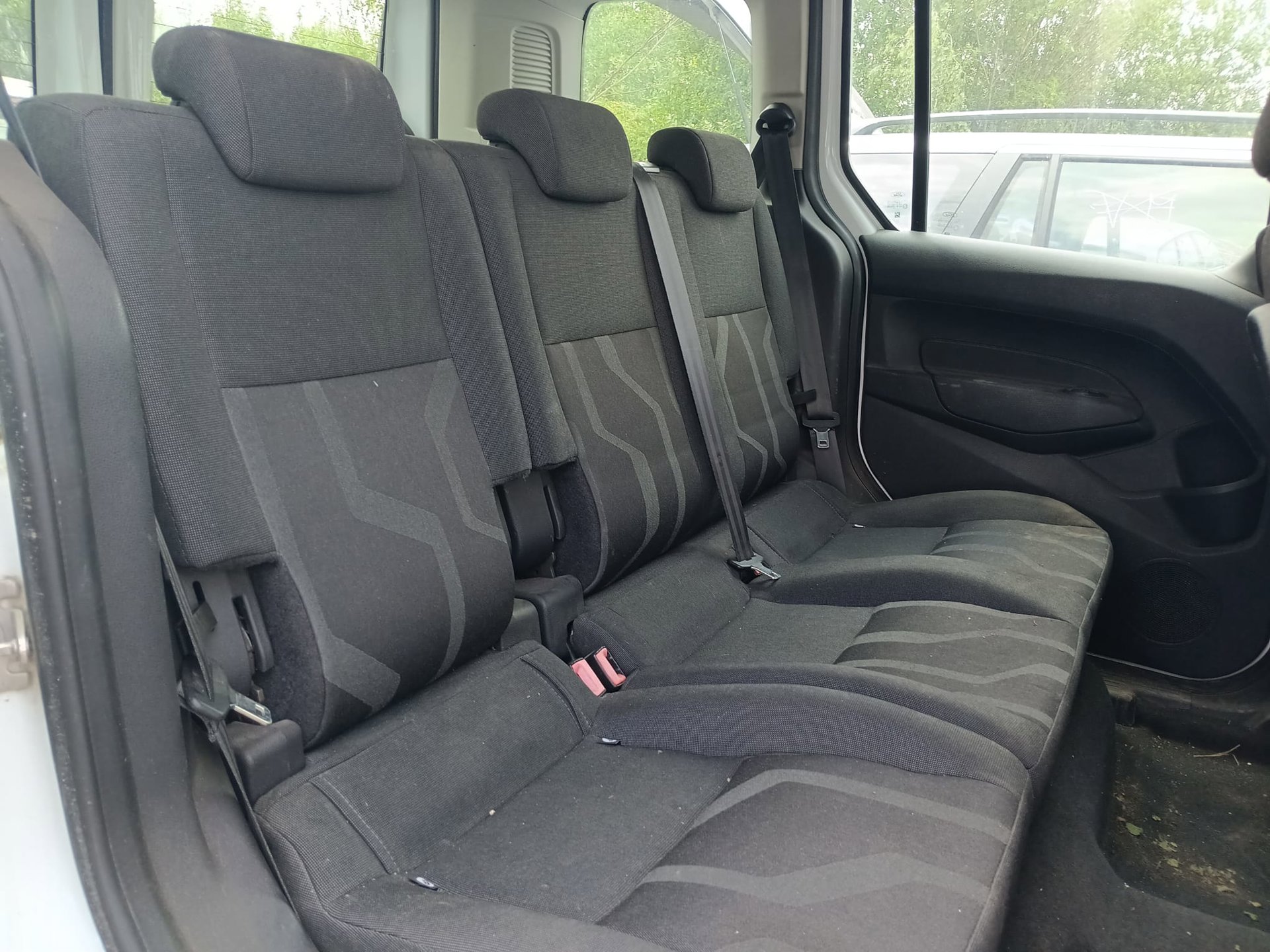 rear_seats